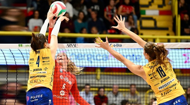 Elitní európski volejbalisti a volejbalistky opäť na Joj Športe